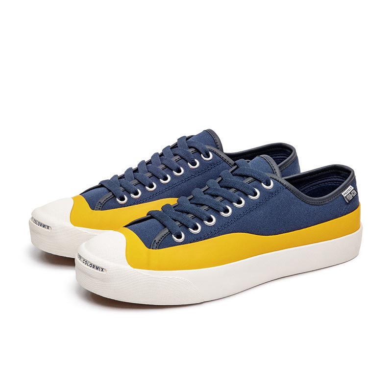 Canvas Panel Casual Shoes 