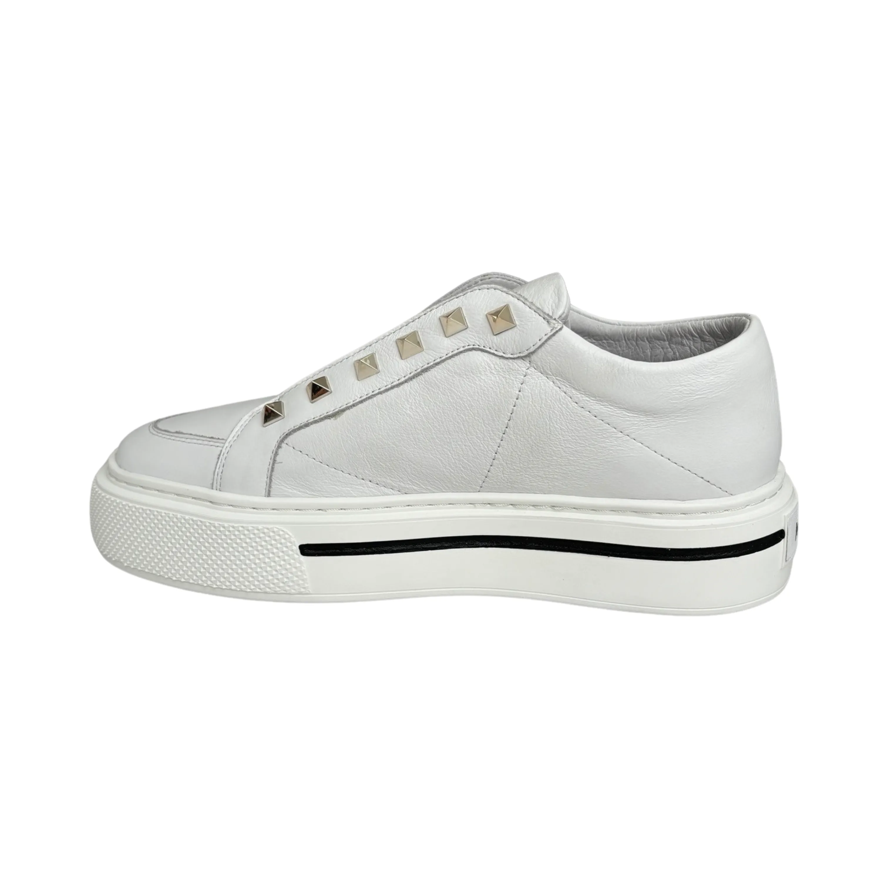 Vino White/Metallic Stud Sneaker